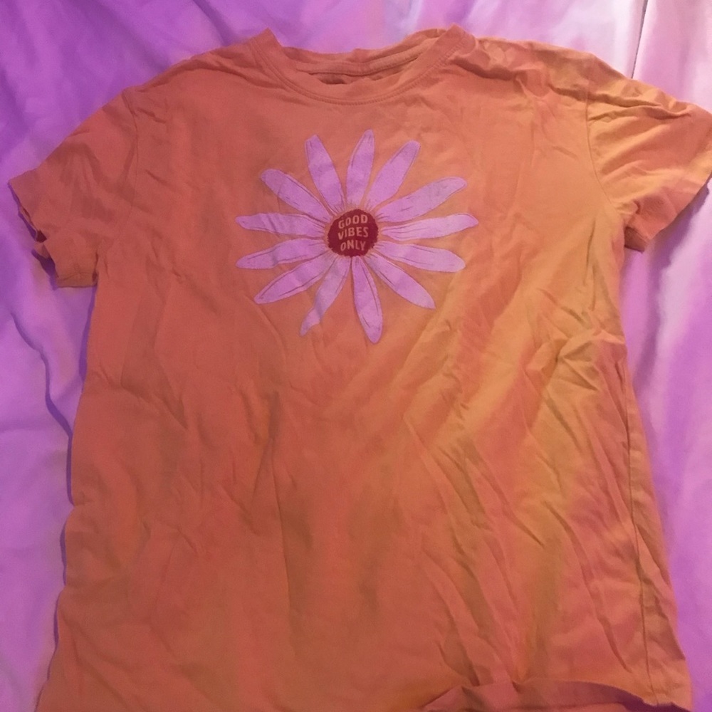 yellow sunflower tee,kids,good condition